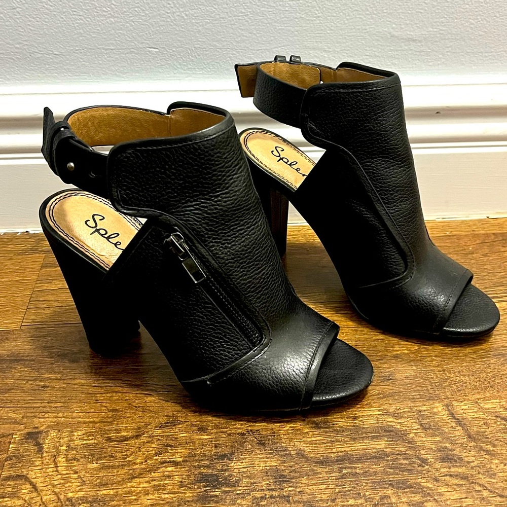 Splendid Leather Peep-toe Heels